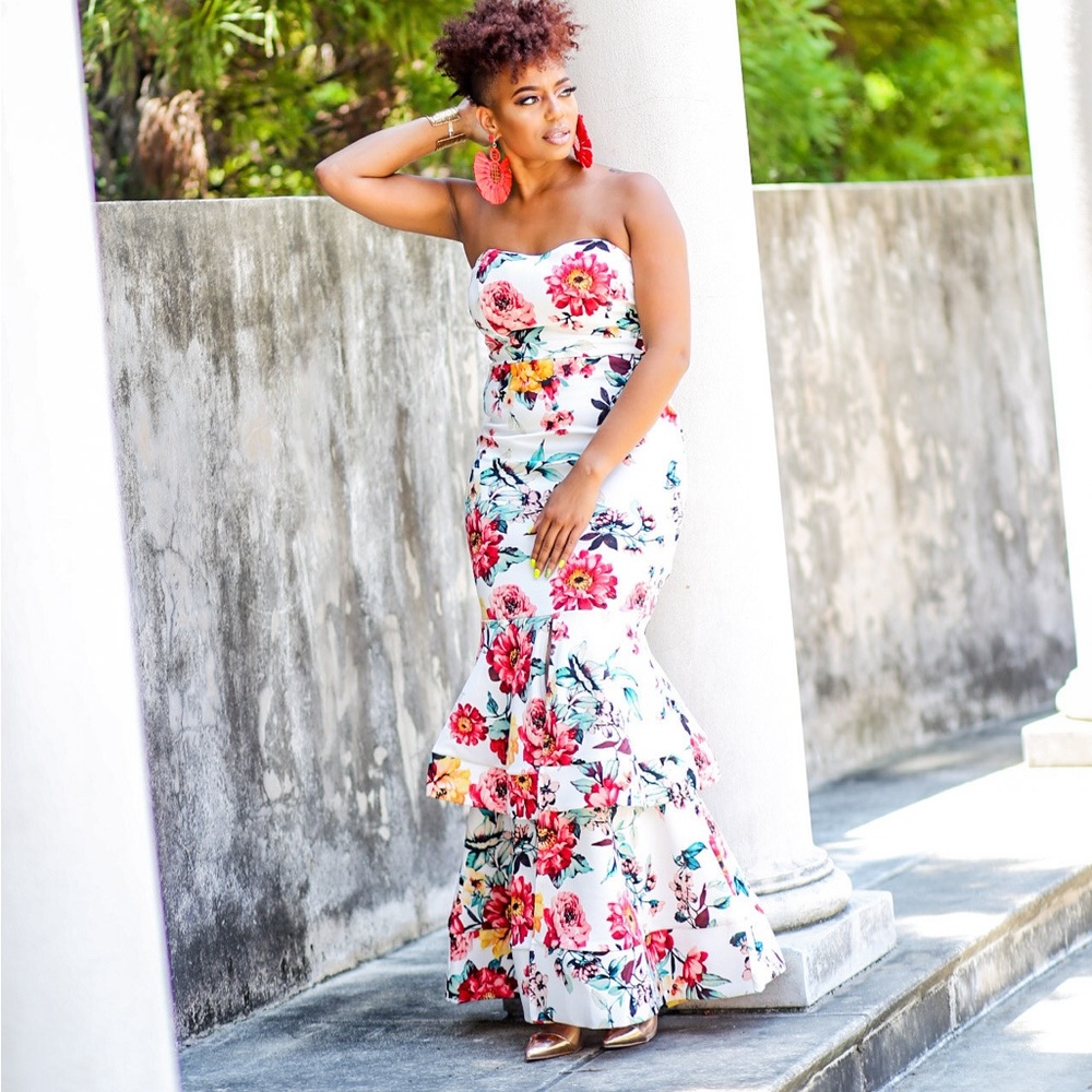 Beautiful strapless Floral dress WORN ONCE for photoshoot